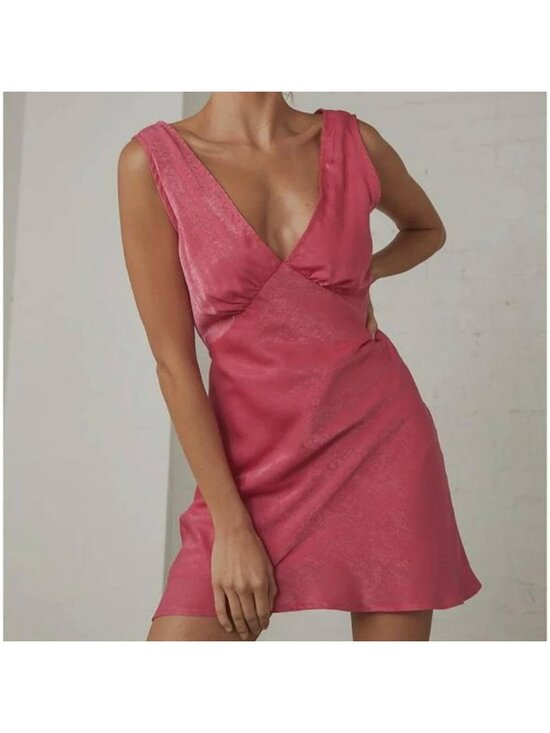 Peppermayo Dresses & Skirts - PEPPERMAYO Audrey Vintage Slip Dress NWT Satin Magenta Size US 2 Party